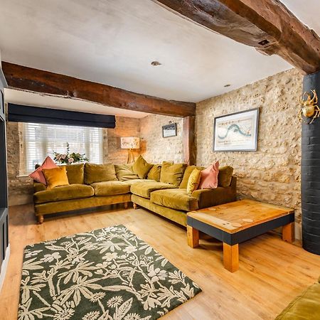 Stylish Central 6 Bedroom Converted Granary Stamford Exterior photo