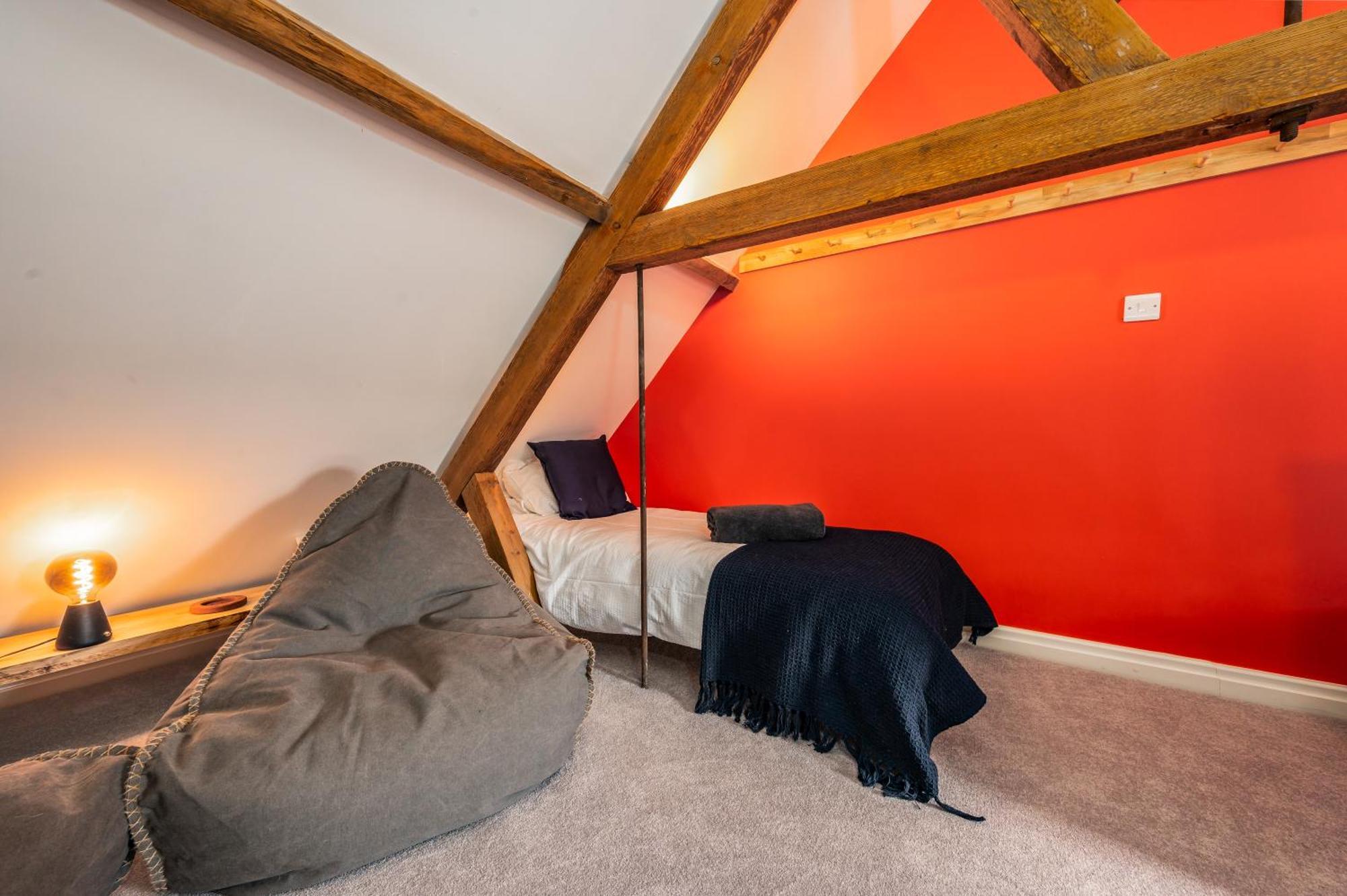 Stylish Central 6 Bedroom Converted Granary Stamford Exterior photo