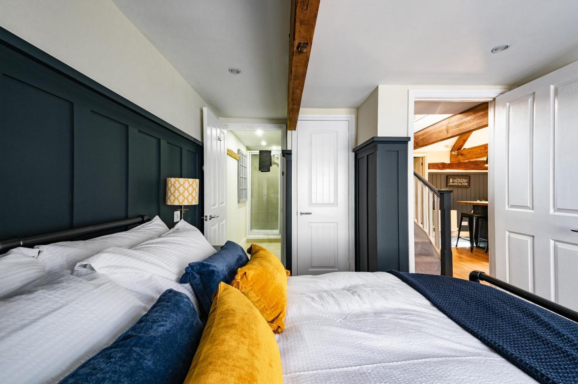 Stylish Central 6 Bedroom Converted Granary Stamford Exterior photo