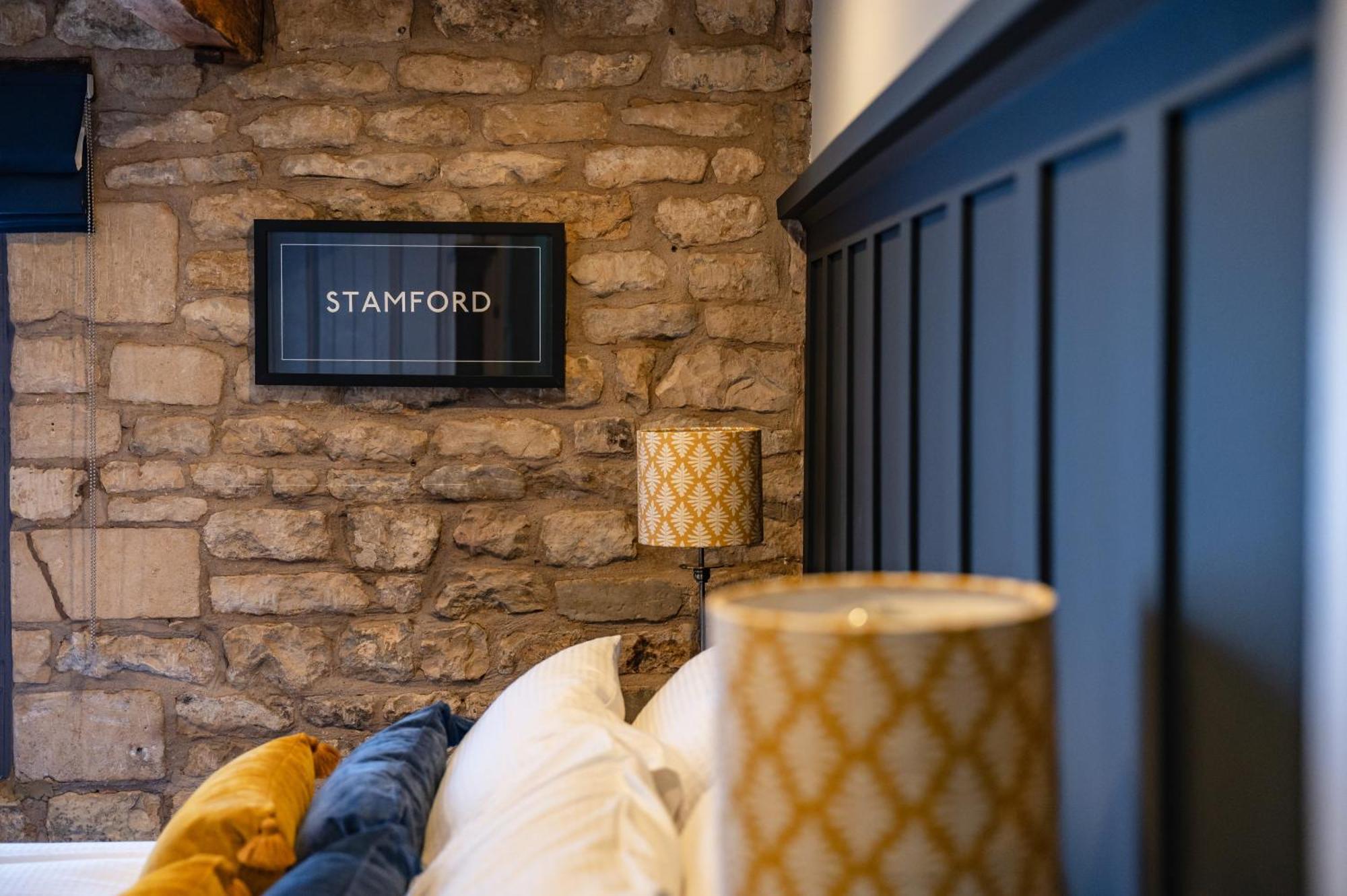 Stylish Central 6 Bedroom Converted Granary Stamford Exterior photo