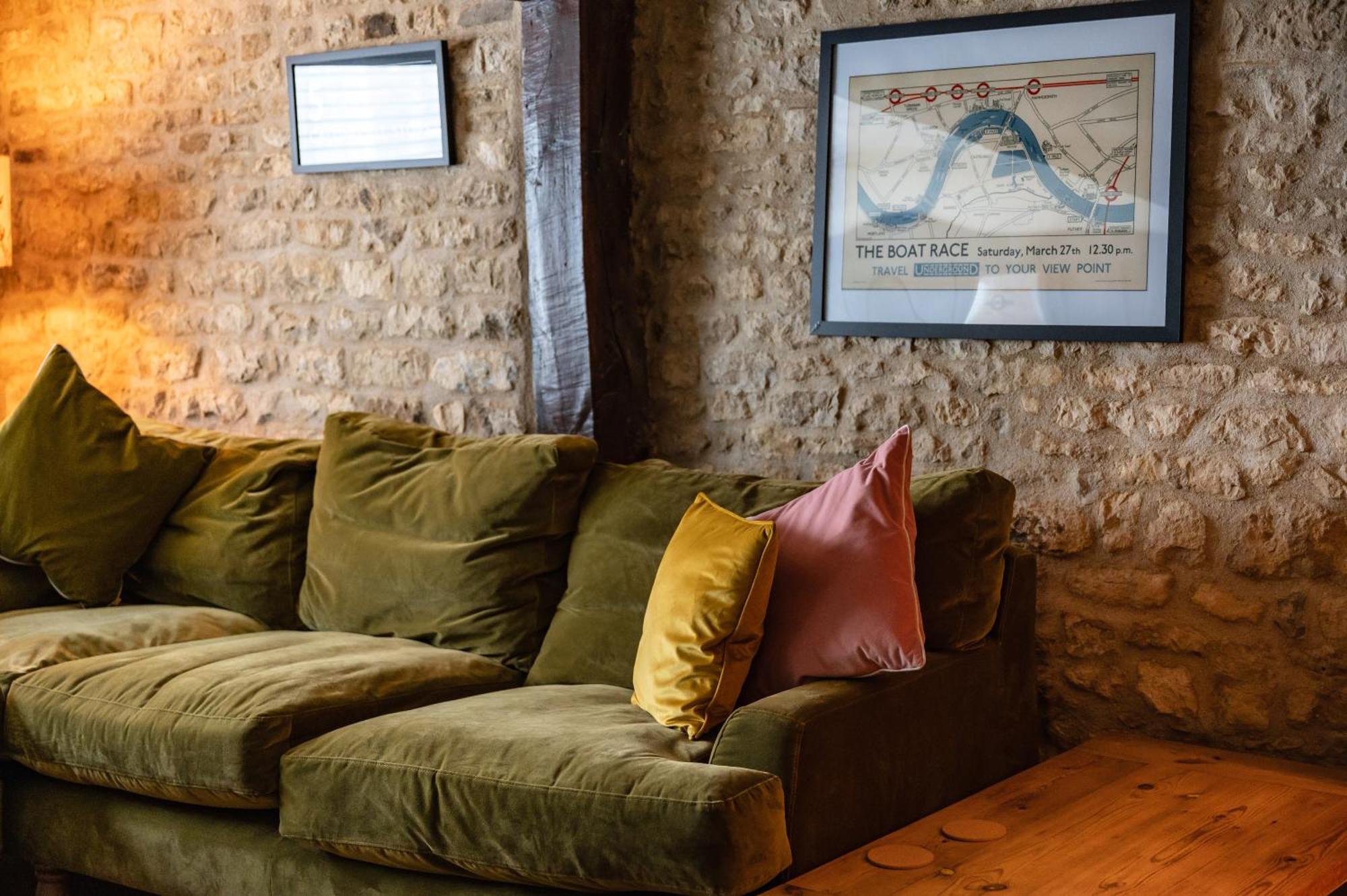 Stylish Central 6 Bedroom Converted Granary Stamford Exterior photo